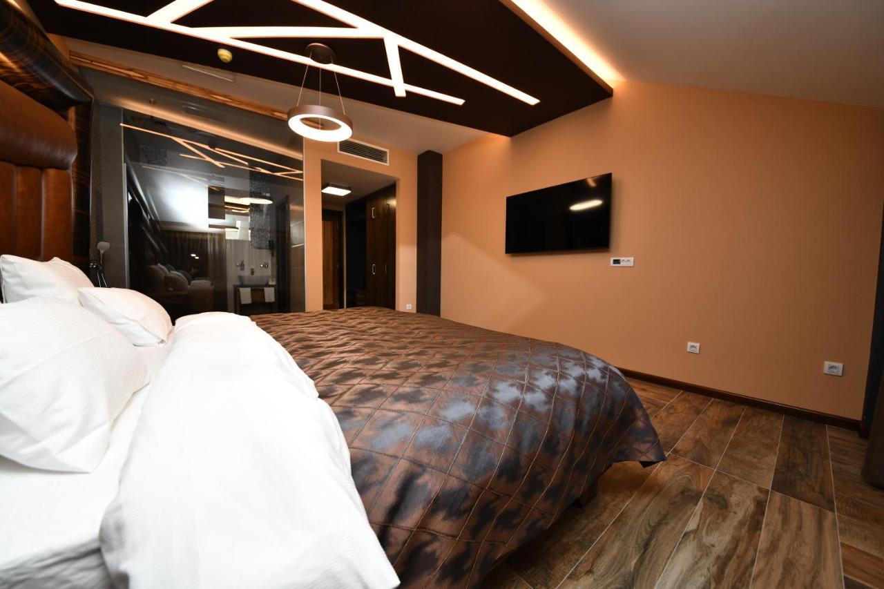Hotel Havana Loznica Kültér fotó