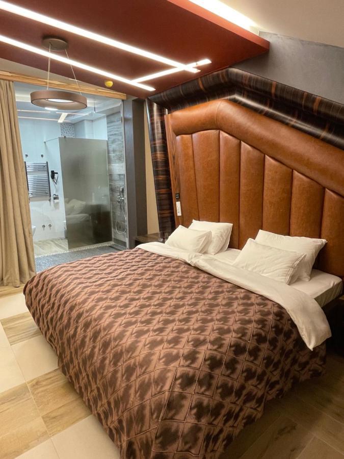 Hotel Havana Loznica Kültér fotó