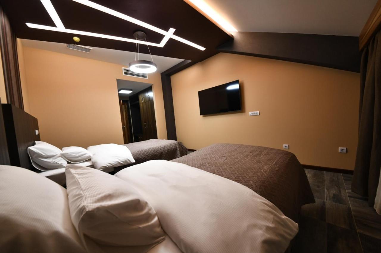Hotel Havana Loznica Kültér fotó